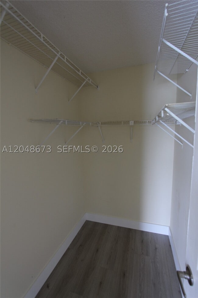 Building Photo - 5200 NW 31st Ave
