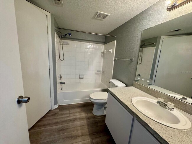 Building Photo - 2218 Grand Cayman Ct