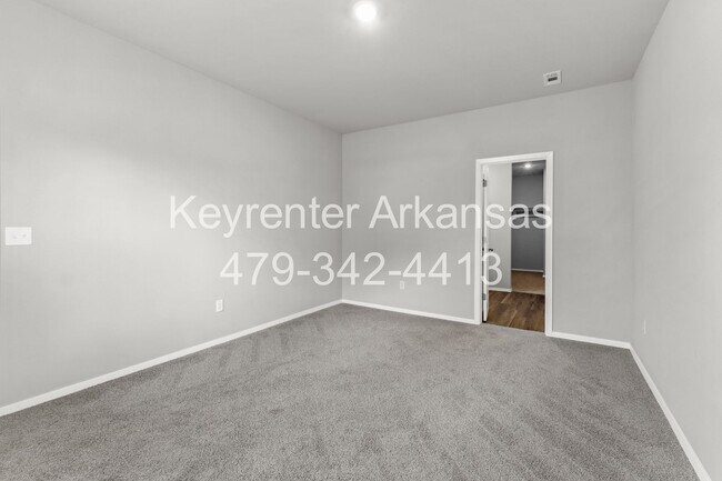Building Photo - 920 Morningside Dr