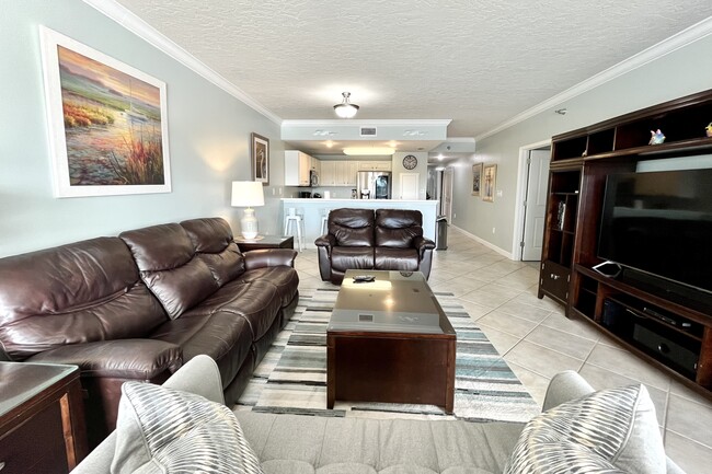 Large living room with power recliners - 4297 County Road 6