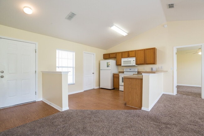 Building Photo - 14915 Windy Mt Cir