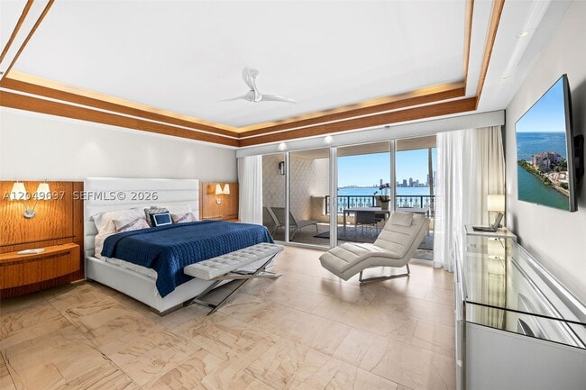 Building Photo - 5245 Fisher Island Dr