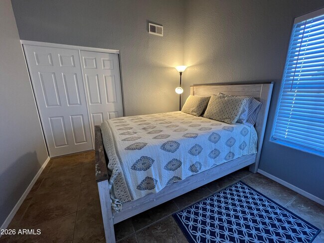 Building Photo - 255 S Kyrene Rd