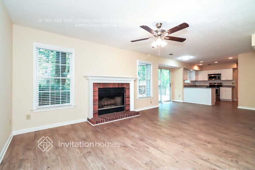 Building Photo - 1402 Long Shadow Ct