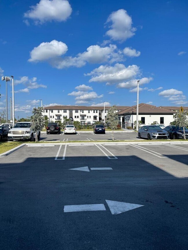Building Photo - 15650 SW 136th St