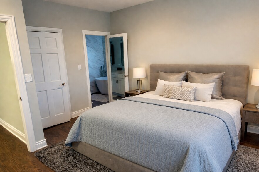 Building Photo - 1828 W Berenice Ave