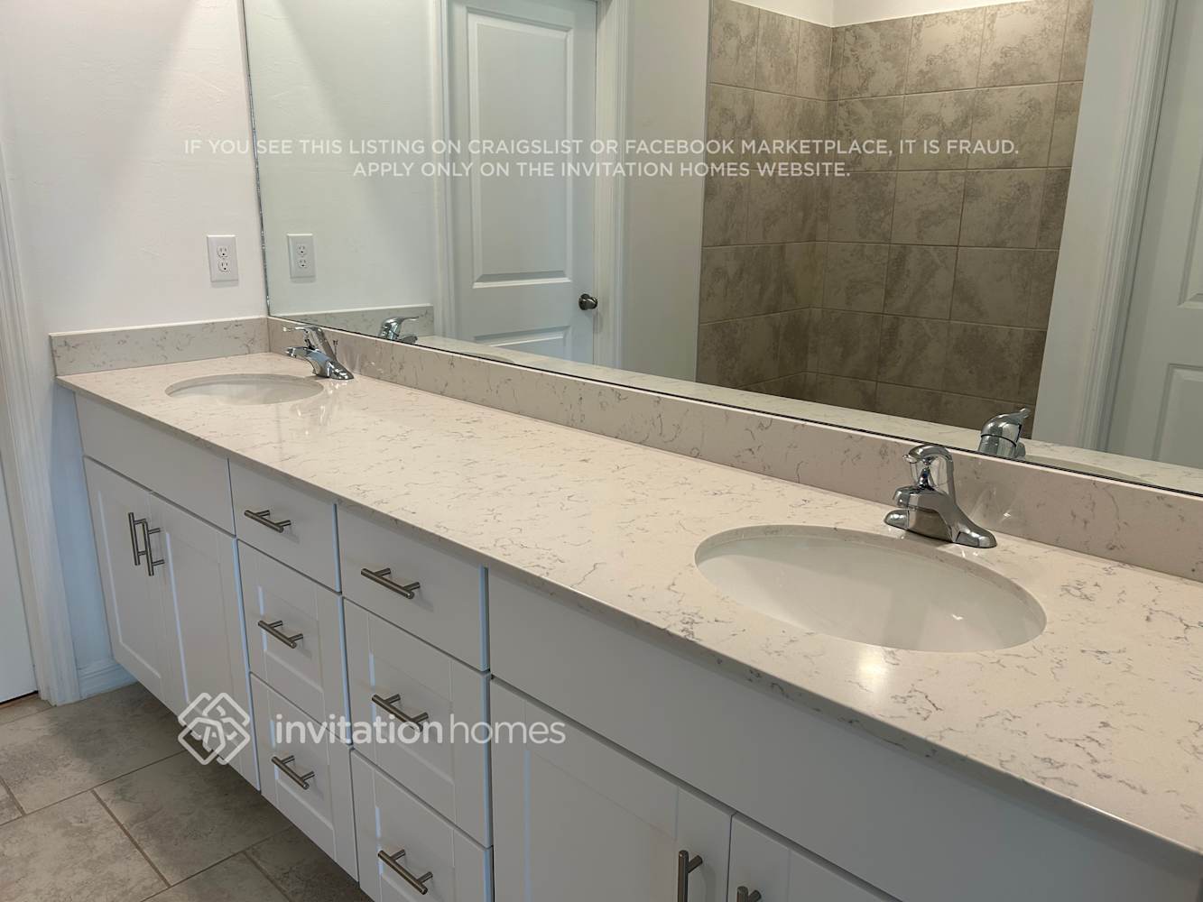 Building Photo - 4271 Palatina Way