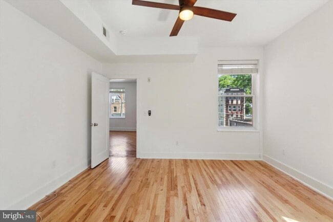 Building Photo - 4815 Chester Ave