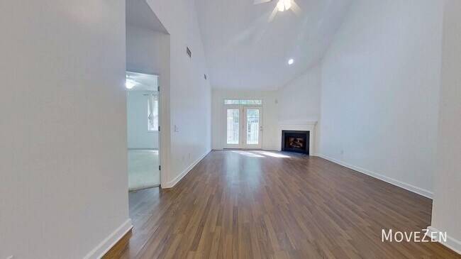 Building Photo - 5006 Carleton Dr