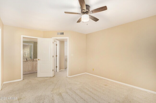 Building Photo - 3013 E Rockledge Rd