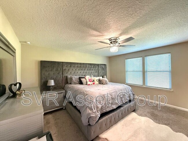 Building Photo - 1116 Persimmon Dr