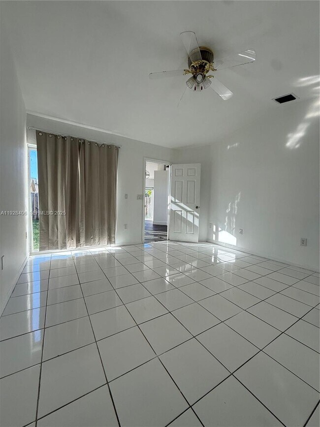 Building Photo - 12268 SW 145th St