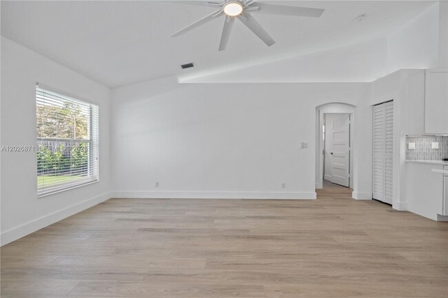 Building Photo - 5923 Loxahatchee Pines Dr