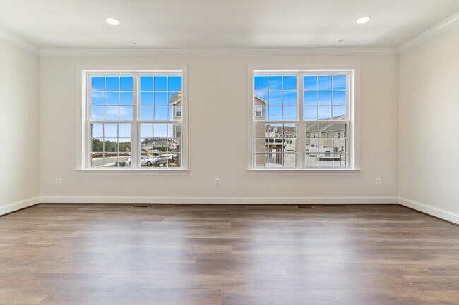 Building Photo - 95 Potomac Ct
