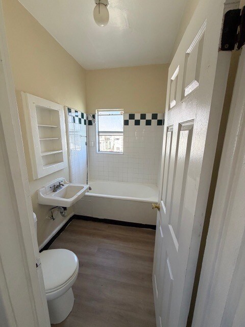 Building Photo - 1425 Alvarado Terrace