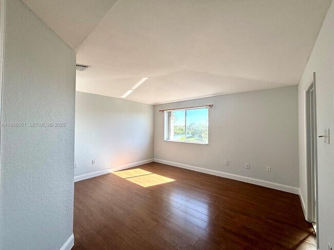 Building Photo - 16276 SW 75th St