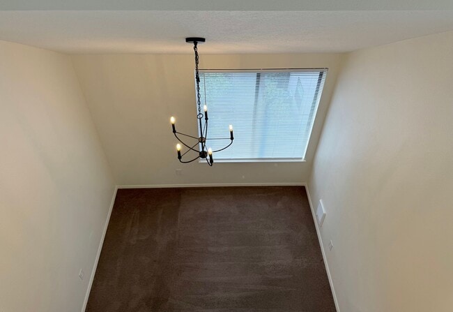 Building Photo - 4000 Carman Dr