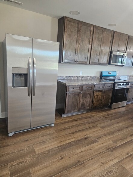 Building Photo - 20574 Johnson Rd