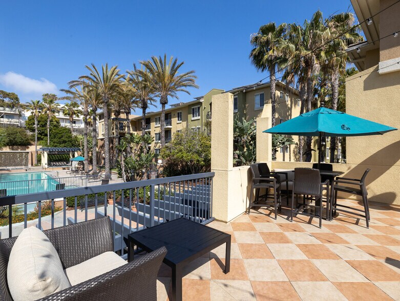 Building Photo - 8500 Pershing Dr