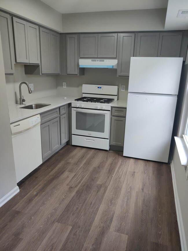 Building Photo - 2714 Titan St