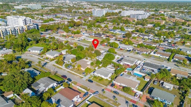 Building Photo - 20120 SW 112th Ct