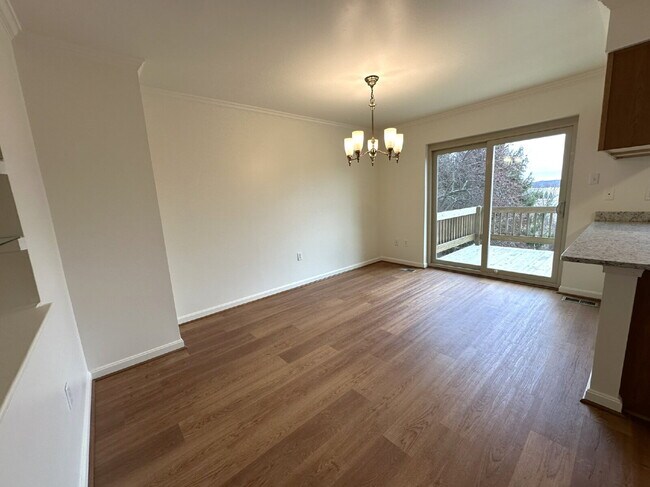 Building Photo - 3-Bed, 3.5-Bath Townhome in Sparks Glencoe