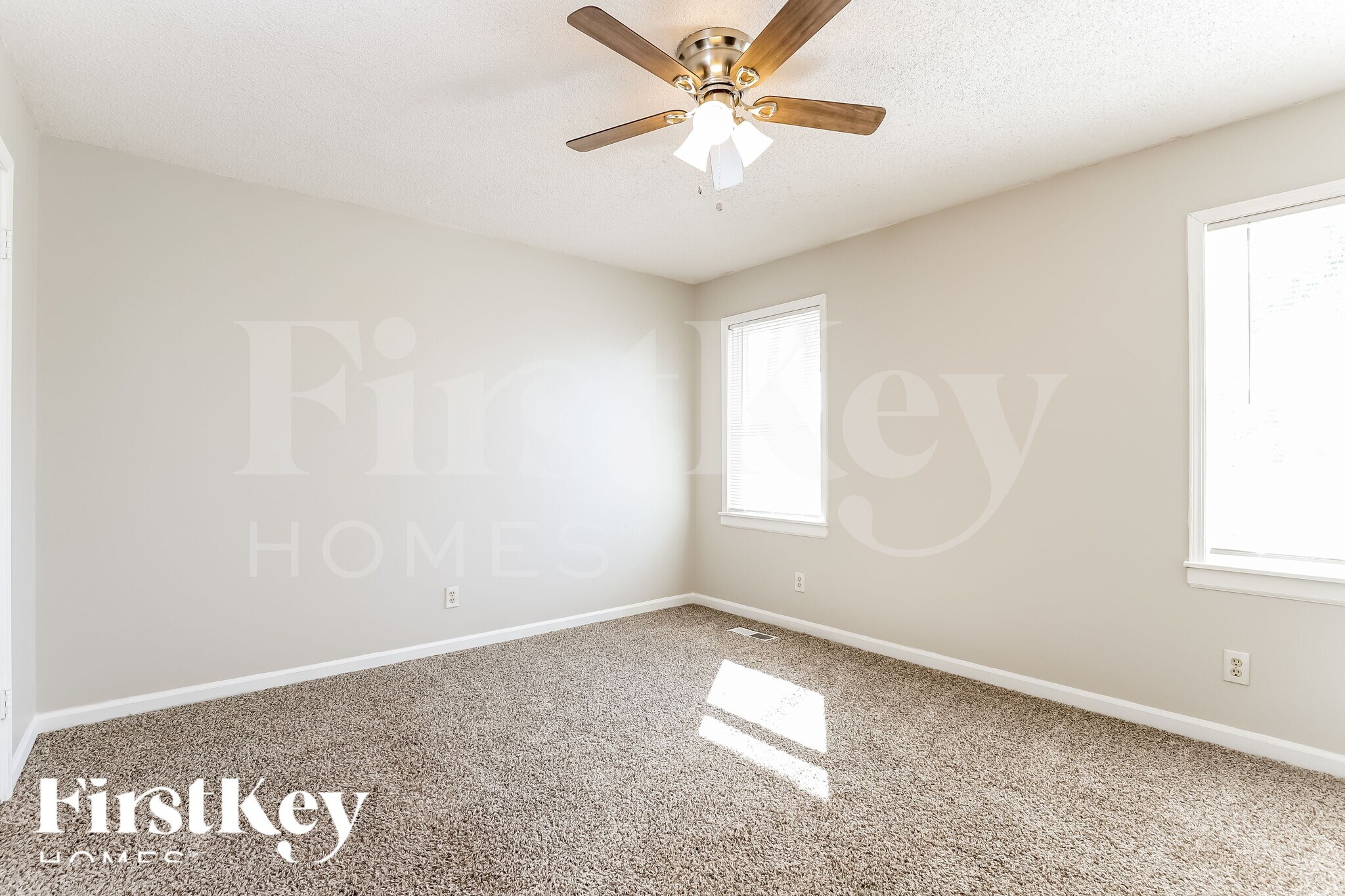 Building Photo - 2770 Quillians Dr