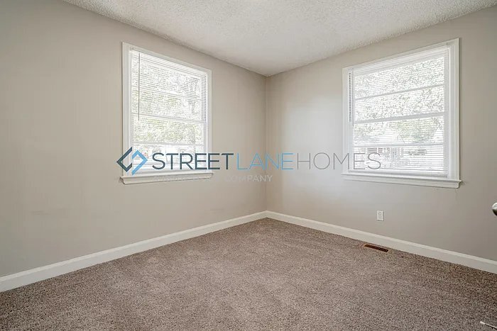 Building Photo - 2210 Corning Rd