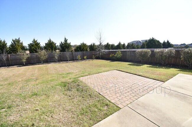 Building Photo - 1072 Ronald Reagan Drive