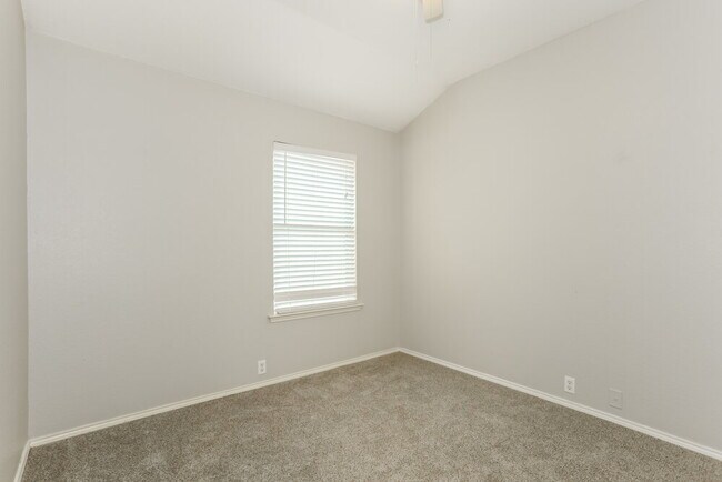 Building Photo - 8433 Asheville Ln