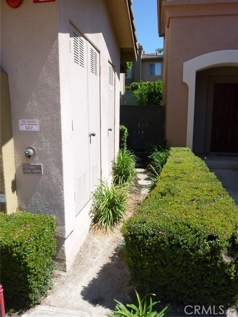 Building Photo - 141 Trofello Ln