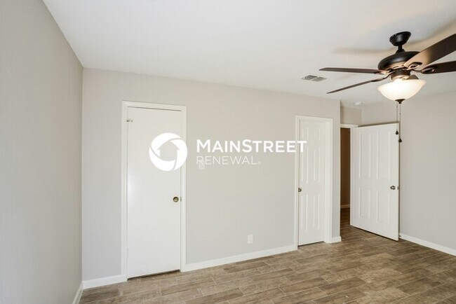 Building Photo - 3 Bedroom Pet-Friendly Home in SAN ANTONIO, TX with Main Street Renewal