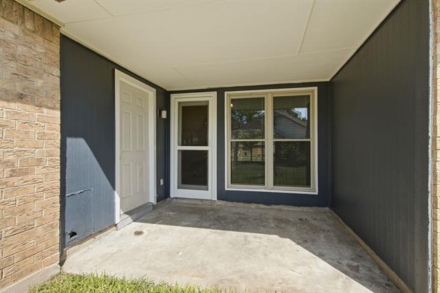 Building Photo - 5005 Frontier Ln