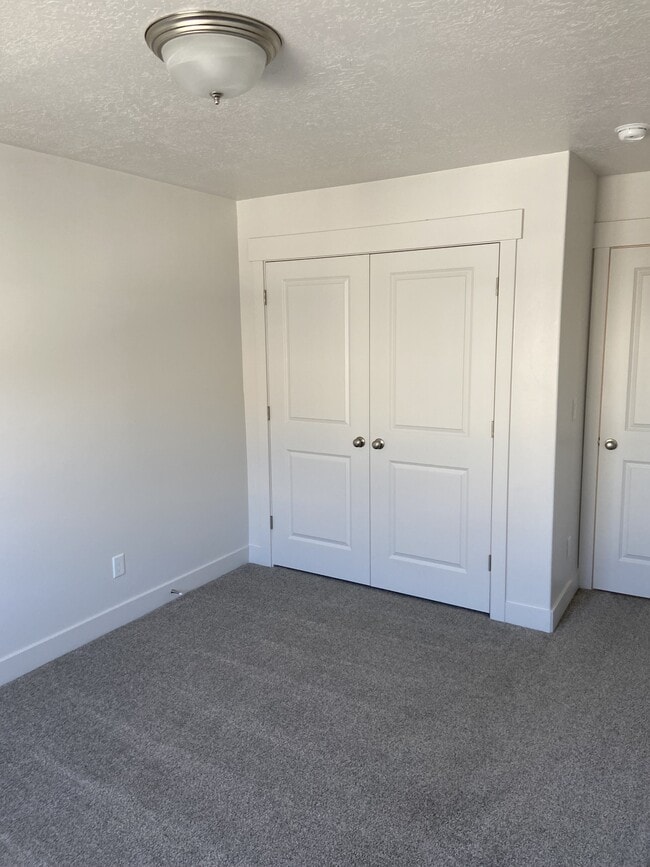 Building Photo - 445 S 1540 E