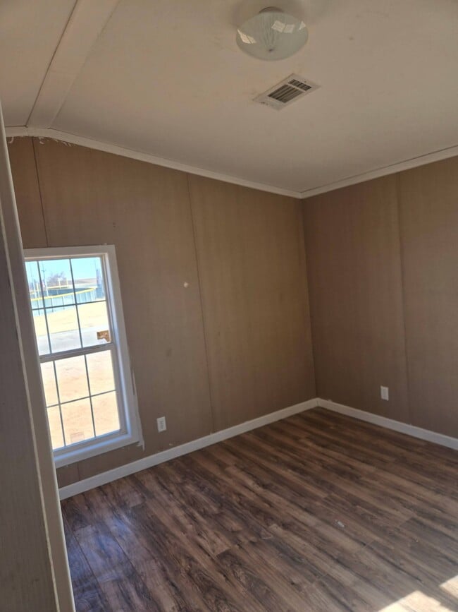 Building Photo - 1107 S 2nd St