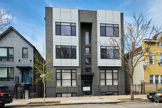Building Photo - 1338 W Cullerton St