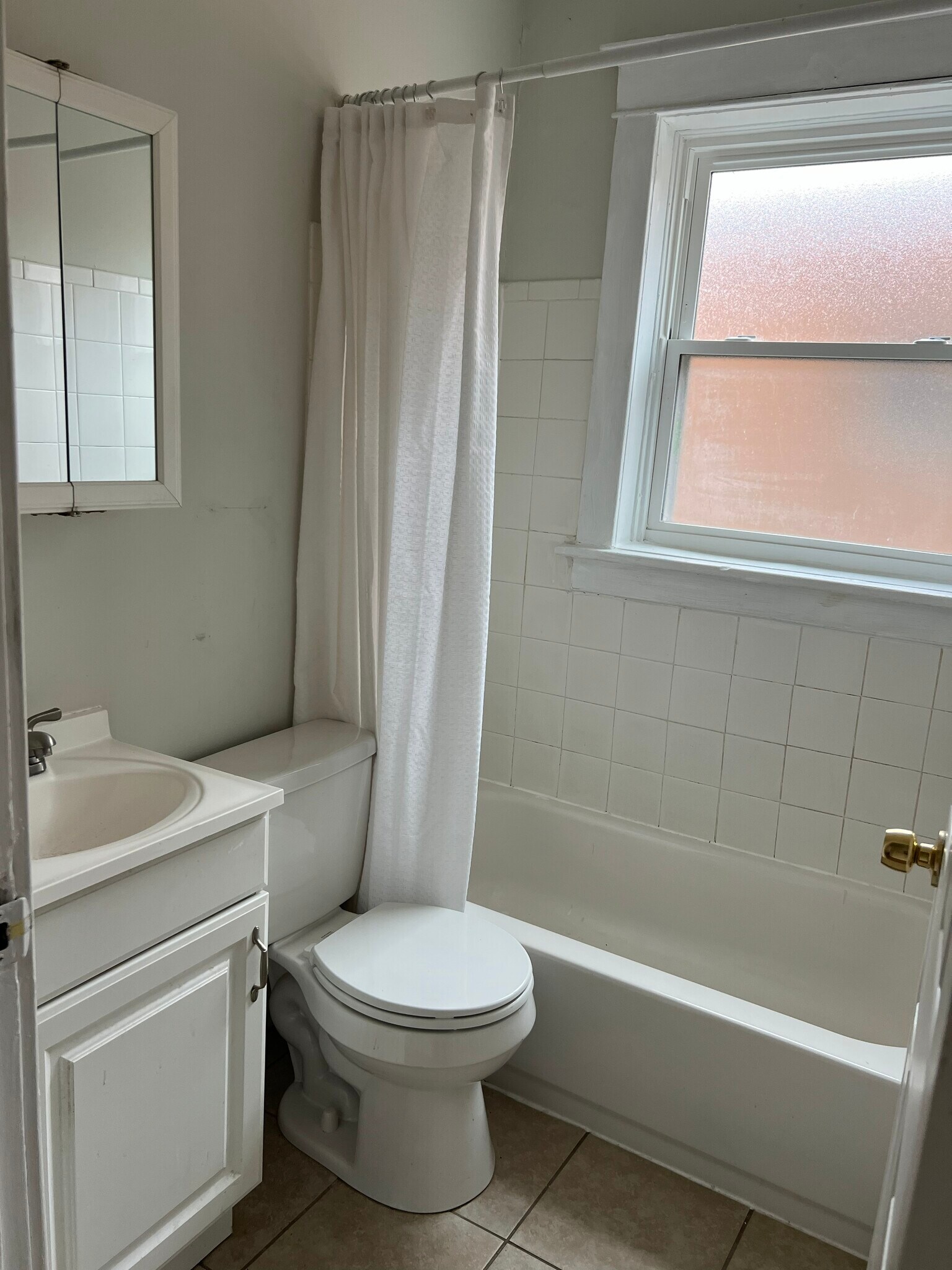 Building Photo - 1229 Claytonia Ter