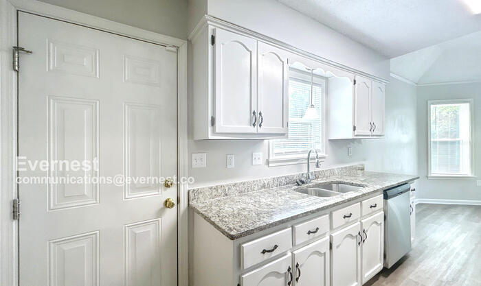 Building Photo - 4608 S Berrypick Ln
