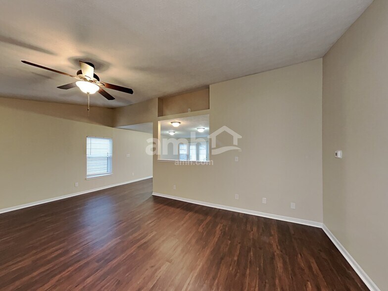 Building Photo - 1159 Valley Forge Dr