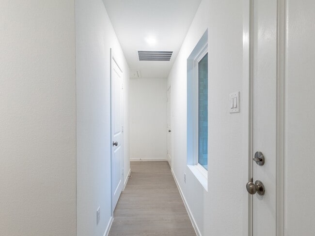 Building Photo - 31406 Pratola Serra Cir