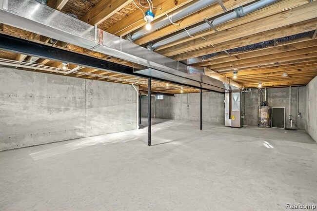 Building Photo - 8248 Hugh St