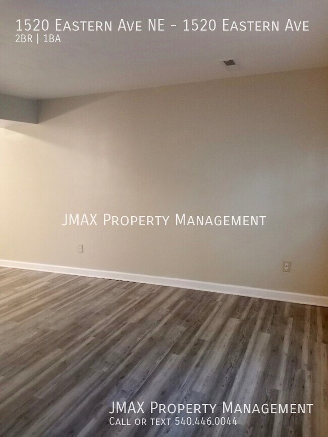 Building Photo - 1520 Eastern Ave NE