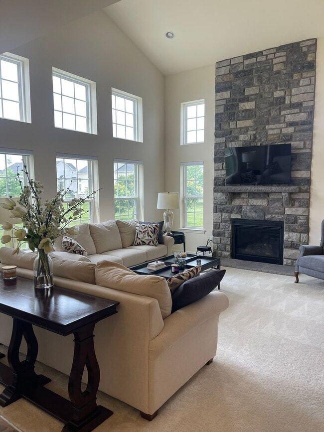Building Photo - COMING SOON - HYETTS CROSSING
