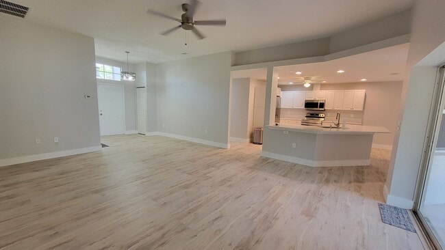 Building Photo - 4183 Malden Dr