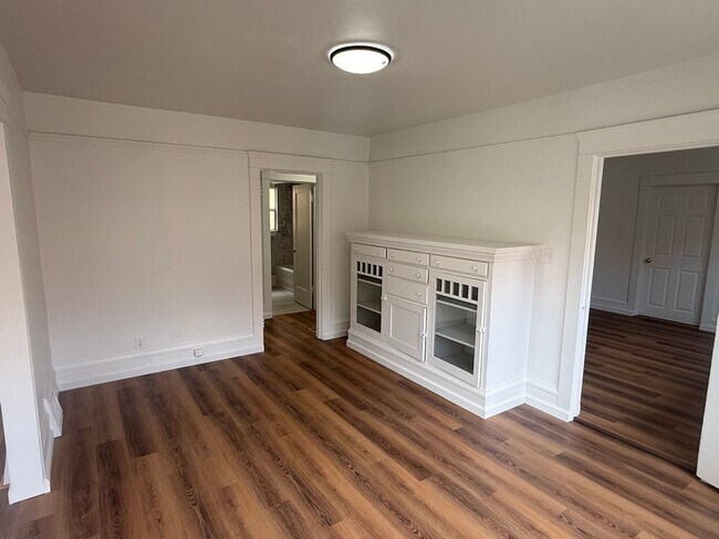 Building Photo - 261 22nd St