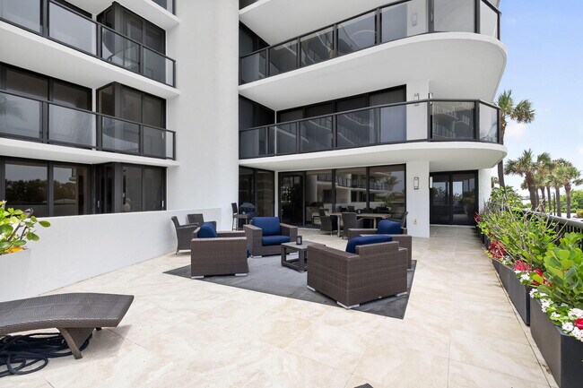 Building Photo - 3440 S Ocean Blvd