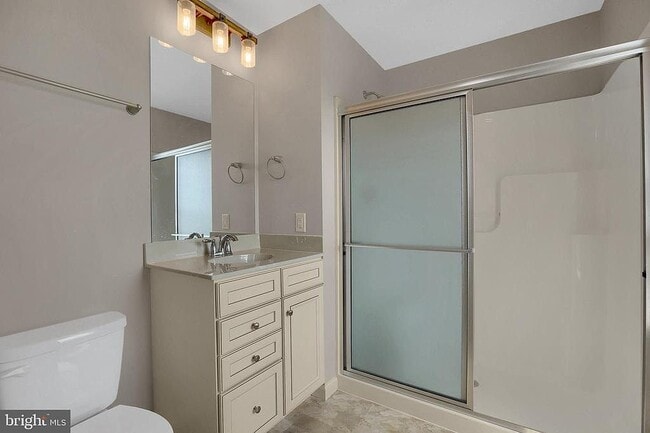 Building Photo - 22 Spring View