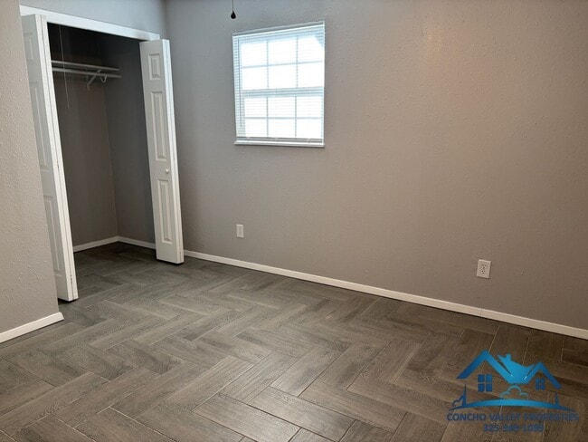 Building Photo - For Rent - 3 Bed/ 1.5 Bath near Fannin Elementary