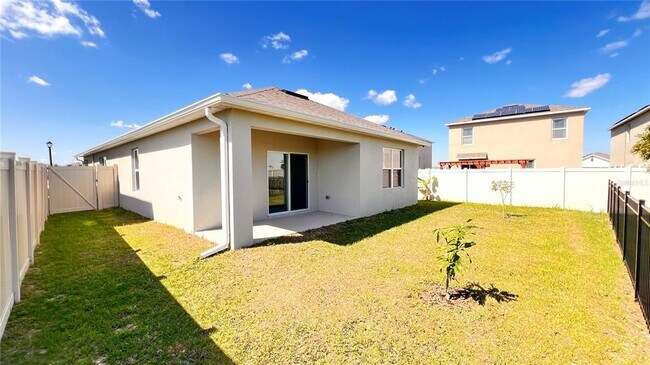 Building Photo - 227 Eagleview Loop