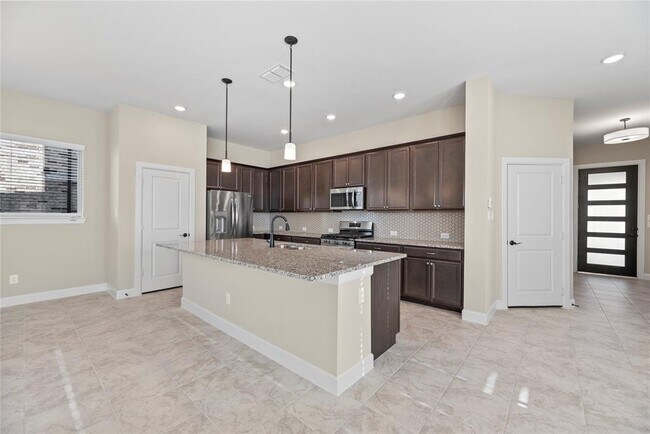 Building Photo - 15207 Spanish Ranchos Wy